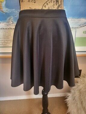 Frenchi Nordstrom Classic Black A-Line Skater Skirt - Women's Large
